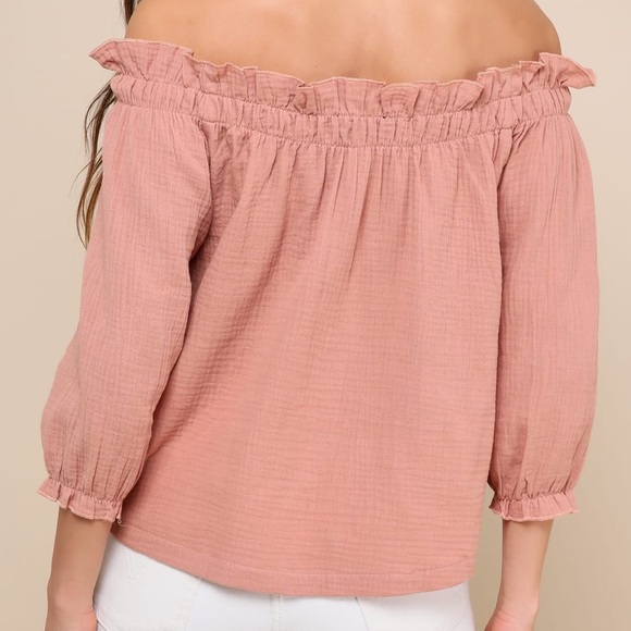 Lulu’s Off The Shoulder Top - Picture 2 of 7